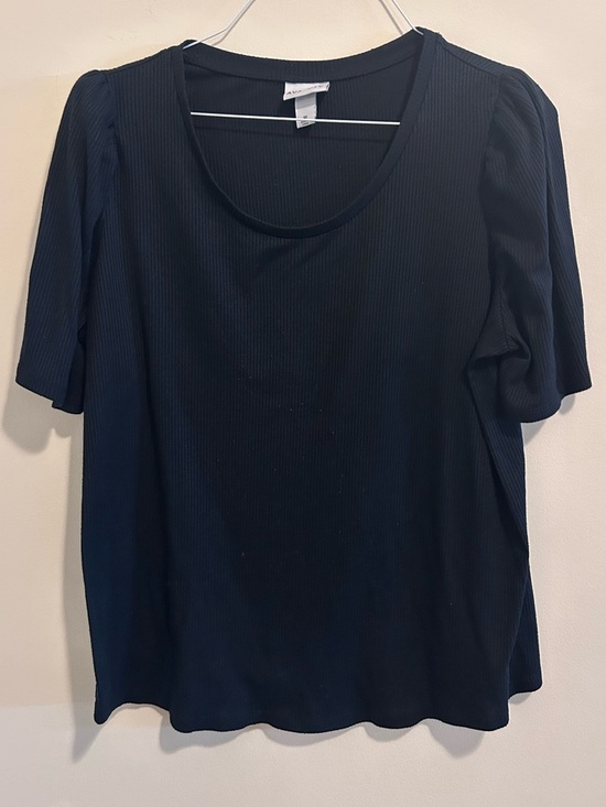 Ava & Viv Tops - Ava & Viv Black Ribbed Scoop Neck Short Sleeve‎ Top